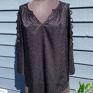 Jennifer Lopez Black Leopard Print Blouse w/ Bell Sleeve Medium
